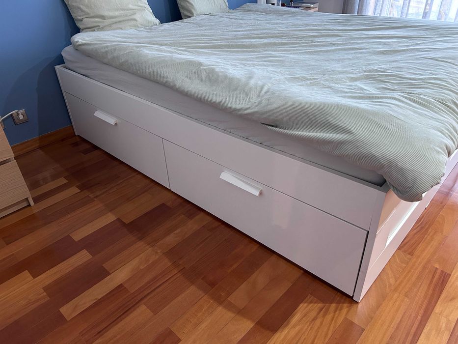 Cama Ikea Brimnes 160x200 + Colchão + estrados