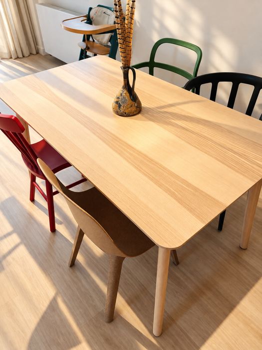 Stół lisabo ikea z krzesłami
