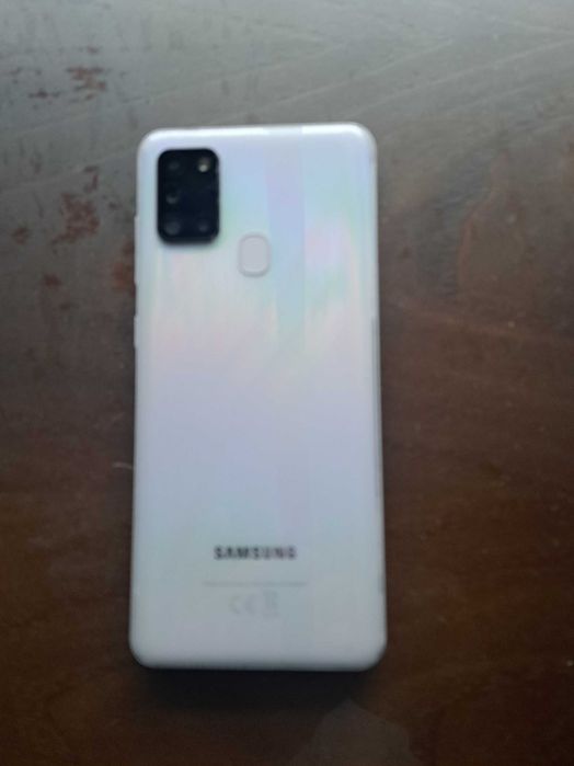 Telemóvel Samsung Galaxy A21s, em estado irrepreensível.