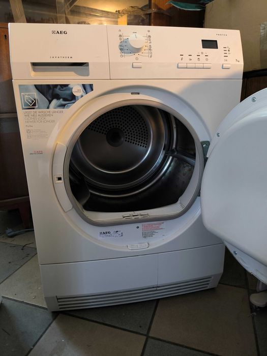 Sprzedam suszarkę kondensacyjną AEG 7kg