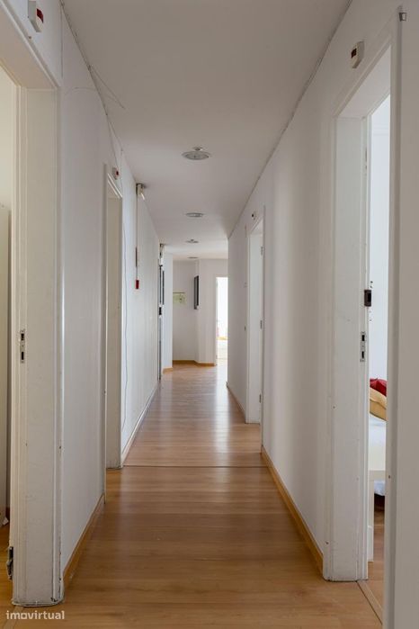 Quarto - localizado em Picoas Lisbon