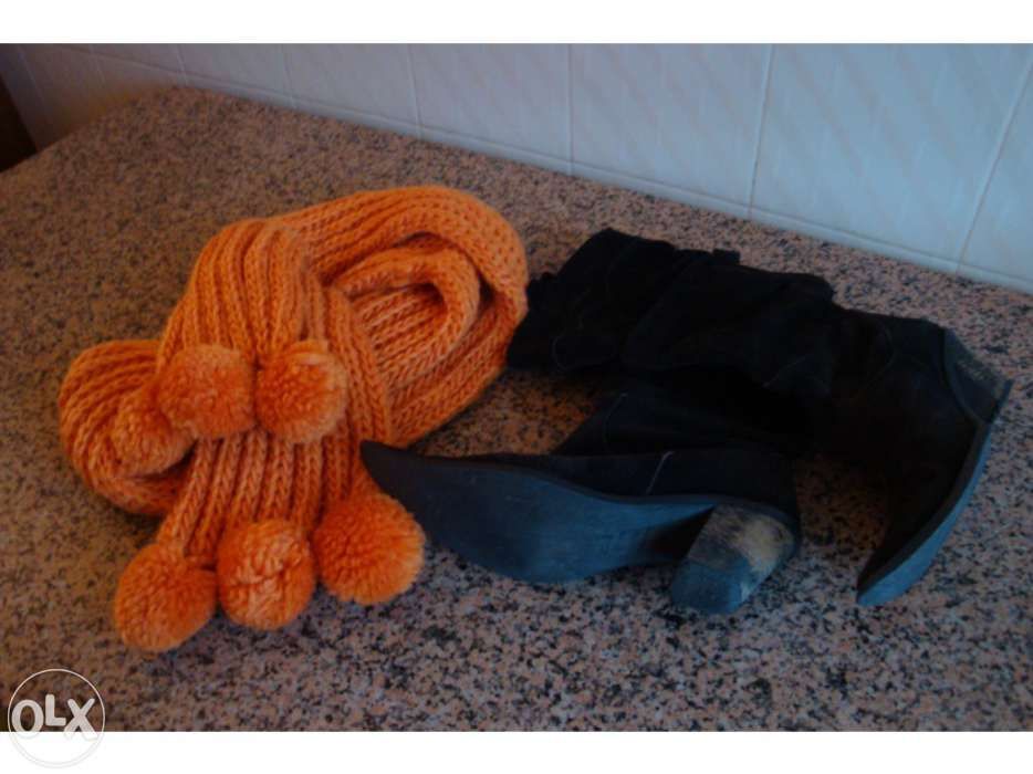 Botas senhora nº 40 camurça preta