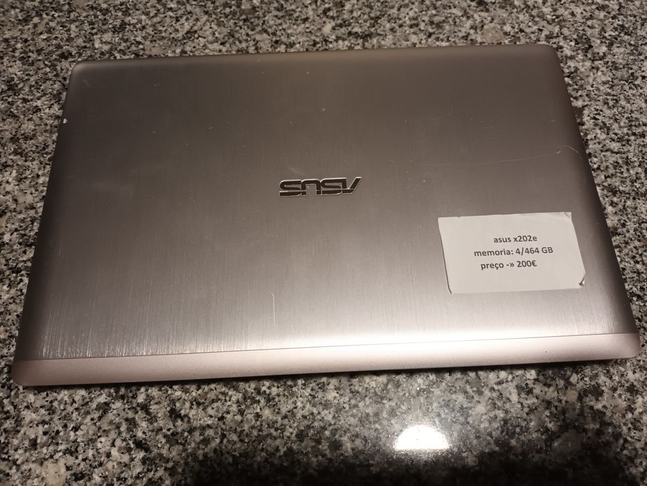Computador Asus em muito bom de funcionamento