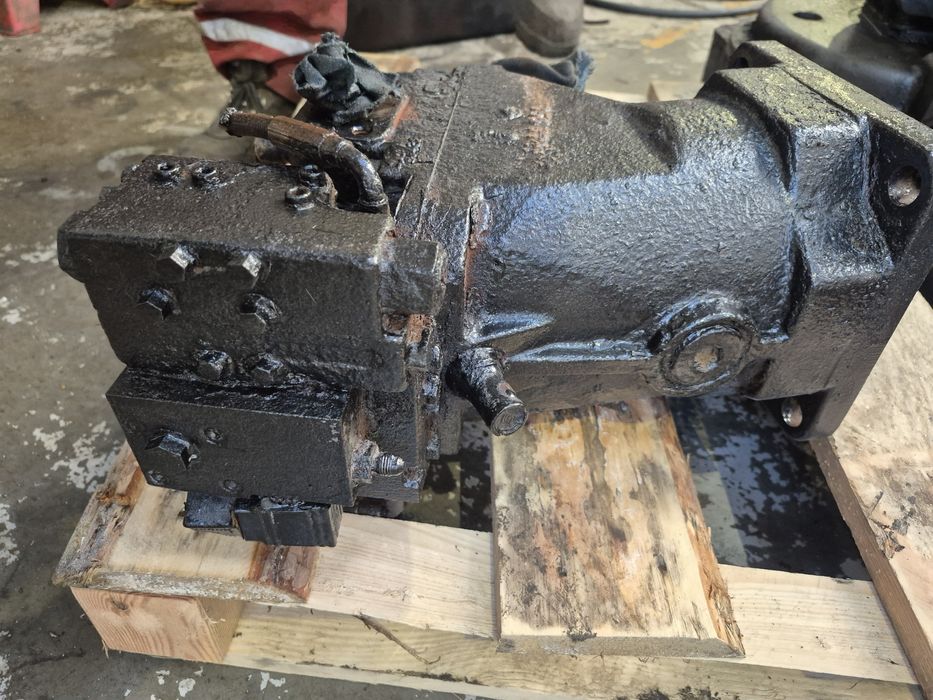 Hydromotor silnik hydrauliczny 51V160-RC8N H1A3 motor hydrauliczny