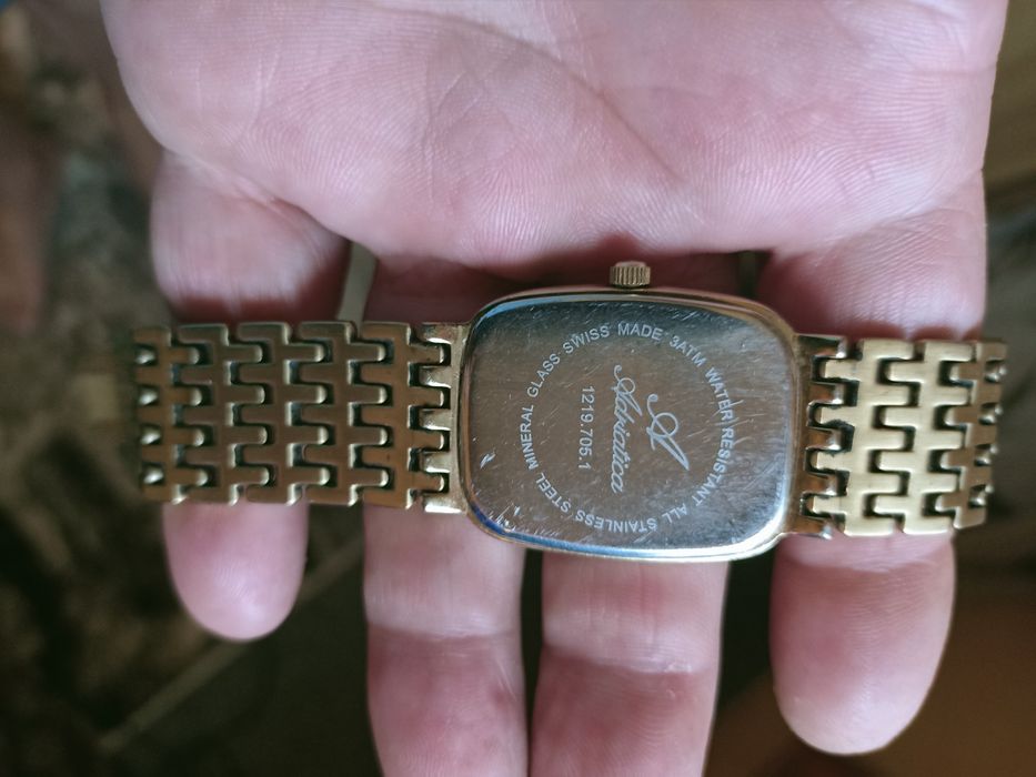 Zegarek damski Adriatica