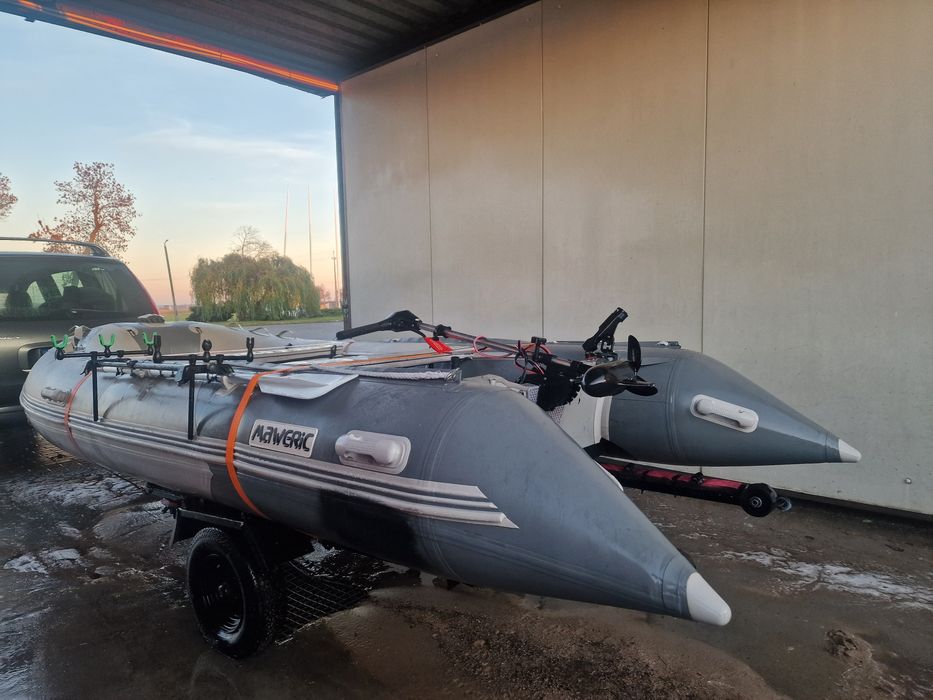 Ponton Maverick 420 z przyczepą plus silnik spalina