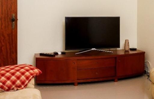 Móvel consola para tv. Usado como novo