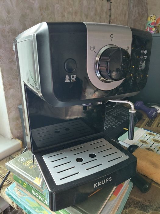 Продам класну кавомашину Krups