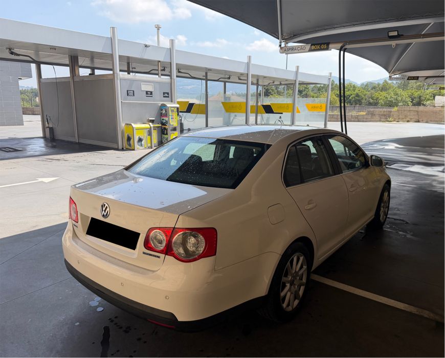 Volkswagen Jetta — fotografia 5