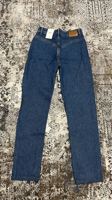 Джинси нові