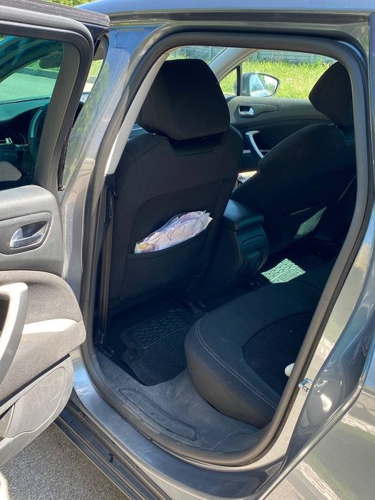 Продам ситроен 2010 год выпуска