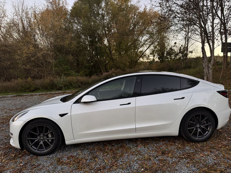 Тесла м3/Tesla m3
