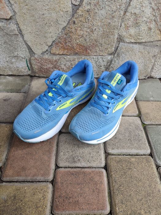 Кроссовки Brooks Adrenaline GTS 22 41 / 42