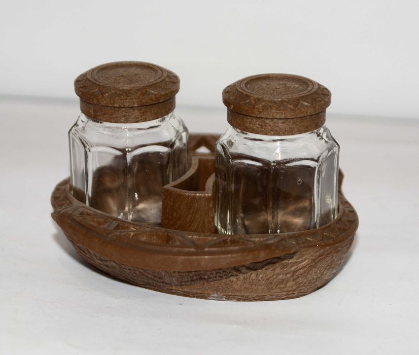 Zestaw Z.CH. Uranium Patera Podstawki Kabaret Stojak i Butelki PRL