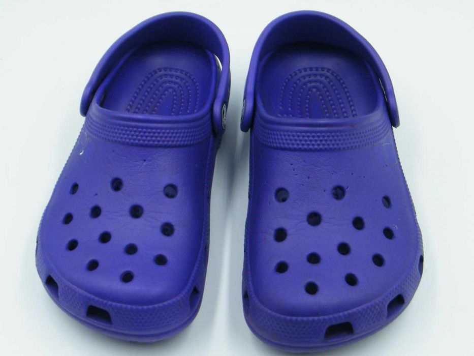 Crocs fiolet,zadbane