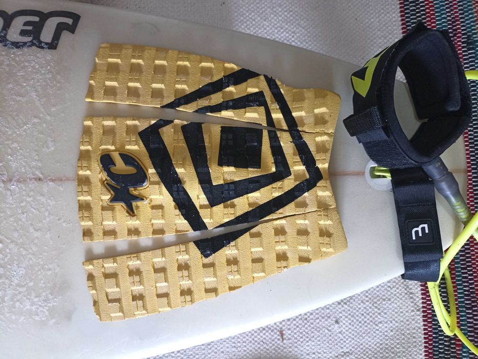 Prancha de Surf Weber 5’8 – Estado Impecável – Completa