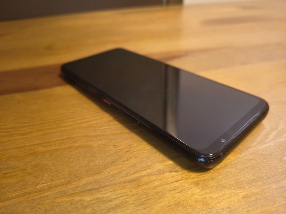 Asus rog phone 6 12/256
