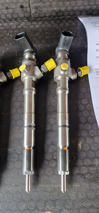 wtryskiwacz 03l130277b 1.6tdi vw audi seat skoda