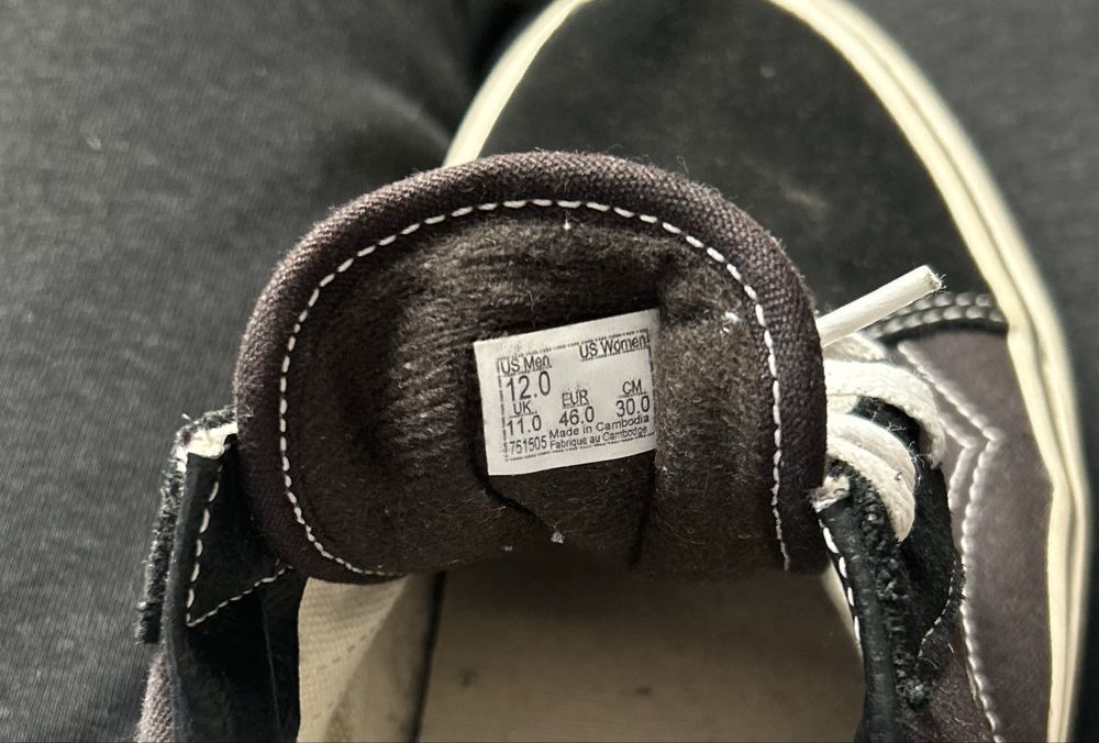 Tênis Vans Old Skool