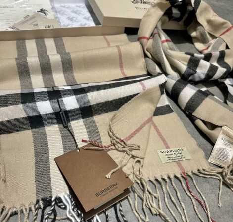 Палантин Burberry в подарочной упаковке Шарф Барберри БЕЖЕВЫЙ