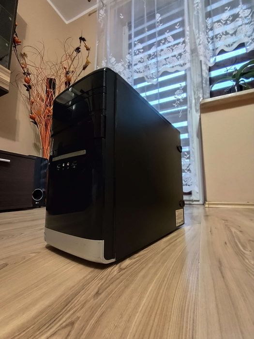 Obudowa komputera Eset