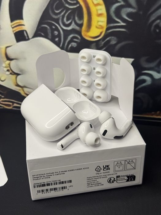 Навушники Apple AirPods Pro 3