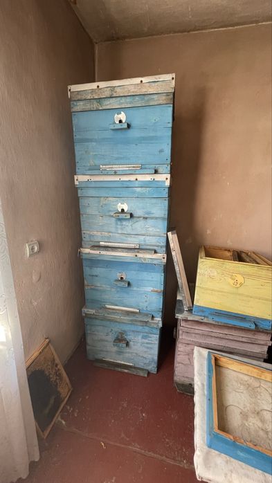Продаи пчелинье улья