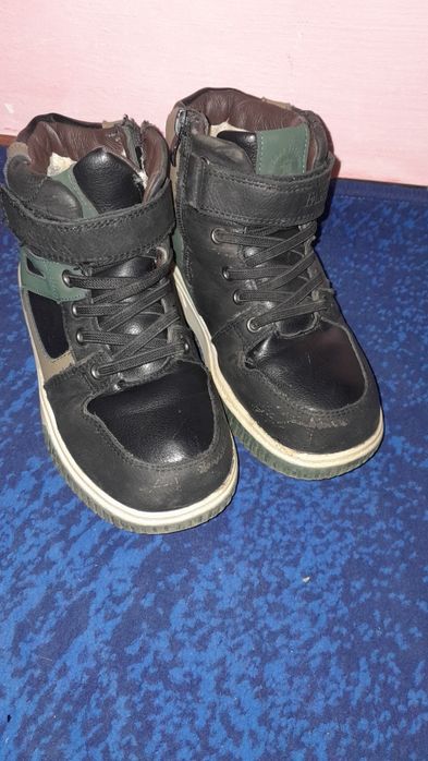 Зимові черевички на хлопчика