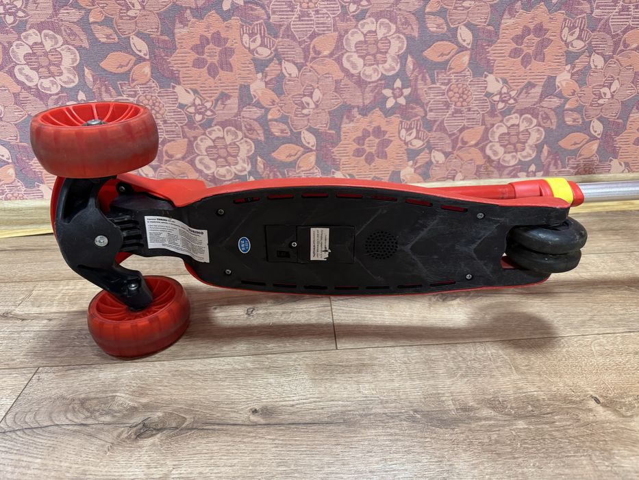 Дитячий самокат TORINO TSFL-007, червоний