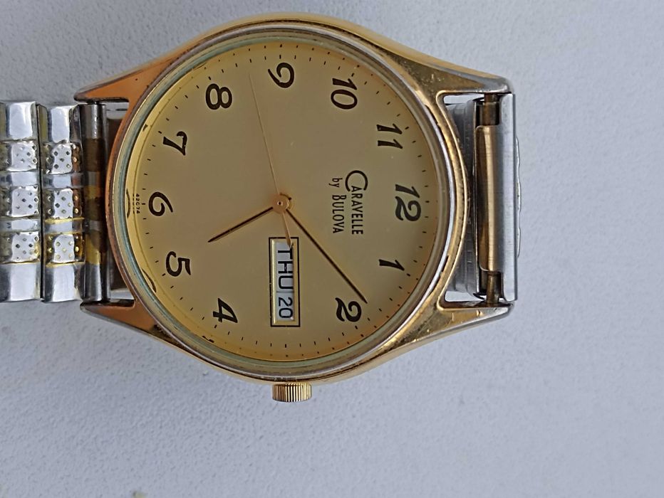Годинник Caravelle by Bulova робочий