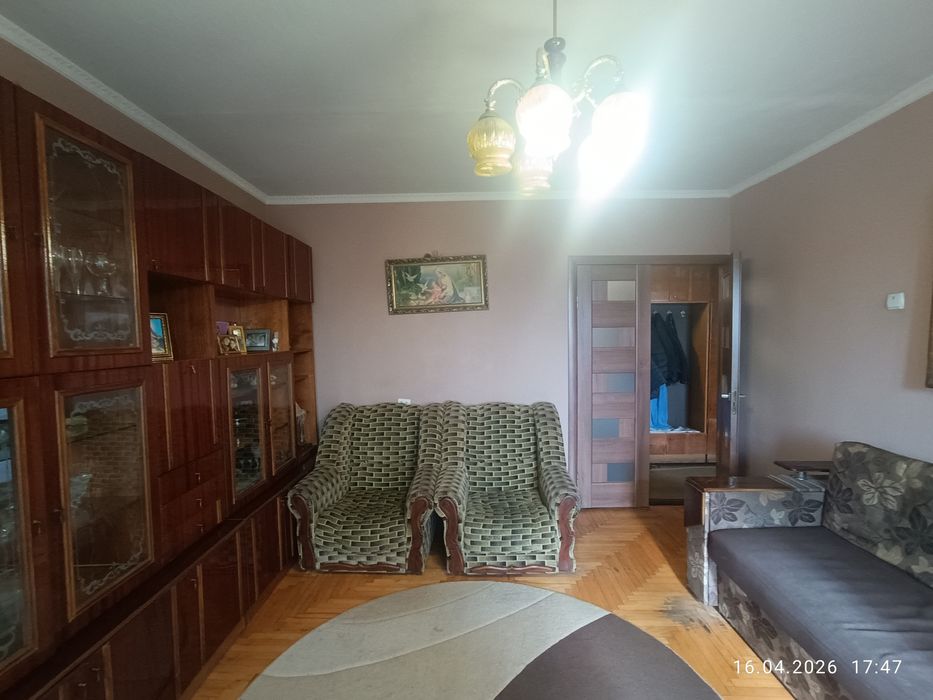 Продаж 3 кімн Квартири РОСВИГОВО 6/9