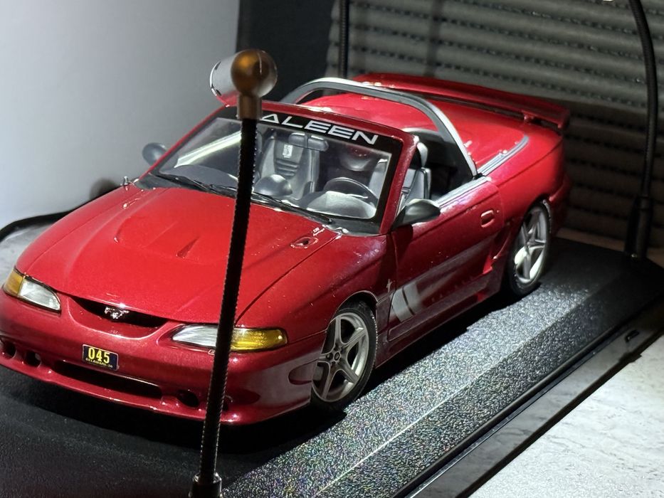 Ford mustang saleen s351 1:18 AutoArt[Rarytas]
