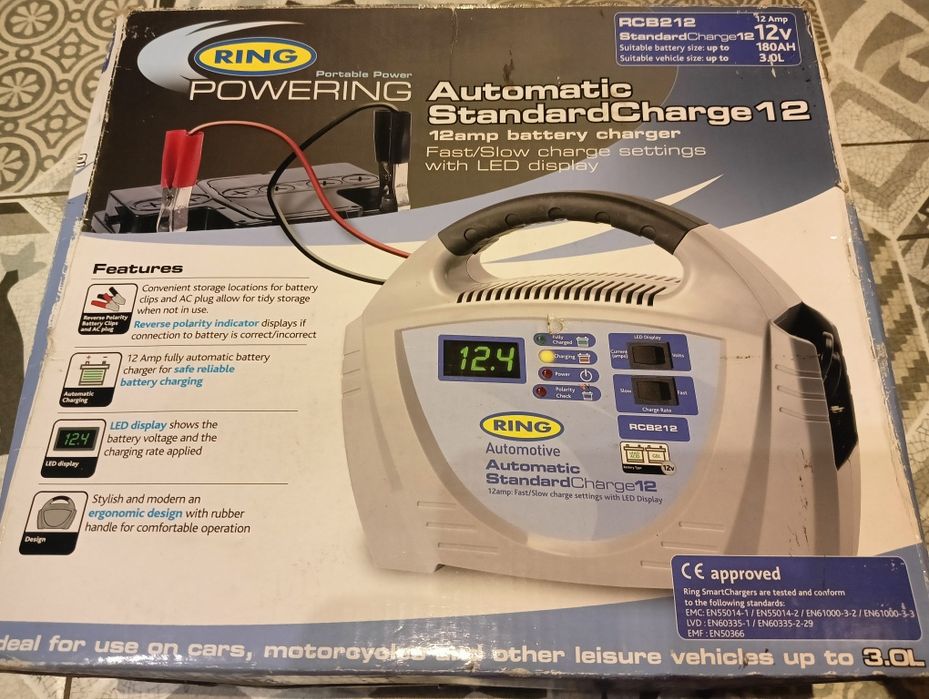 Prostownik firmy RING RCB212