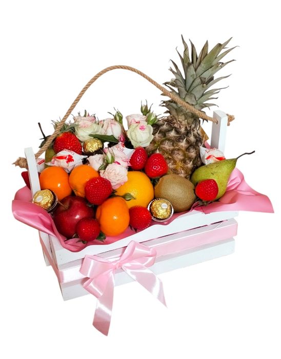 Їстівні букети, подарунки, пін'яти, великодній декор