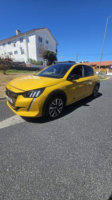 Peugeot e-208 50 kWh GT