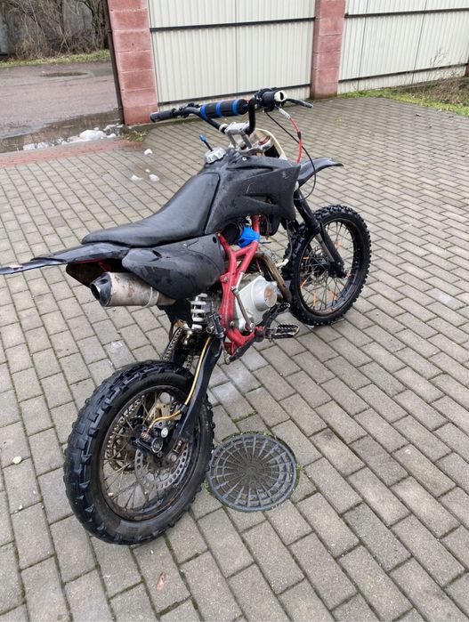 Пітьайк Viper 125