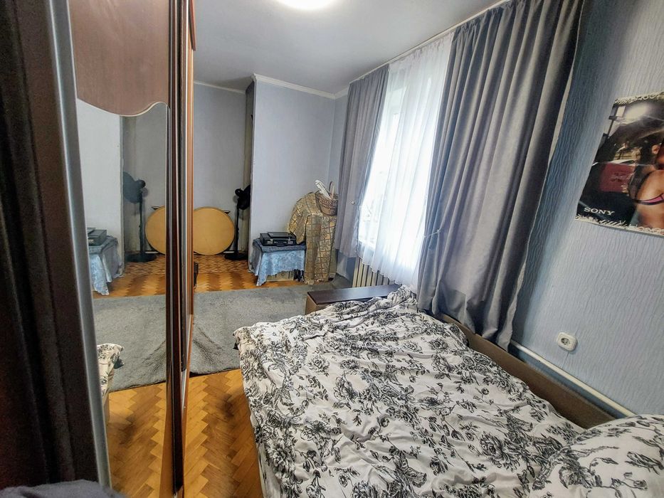 Лівобережна,Дарниця,2к квартира,Дарницька площа Чупринки 8а 50000у.о.