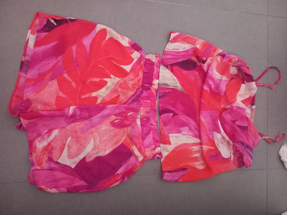 Roupa de Mulher em bom estado