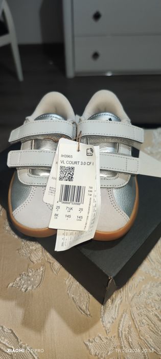 Ténis Adidas unissexo