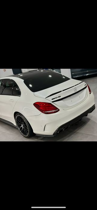 Mercedes C63 Amg