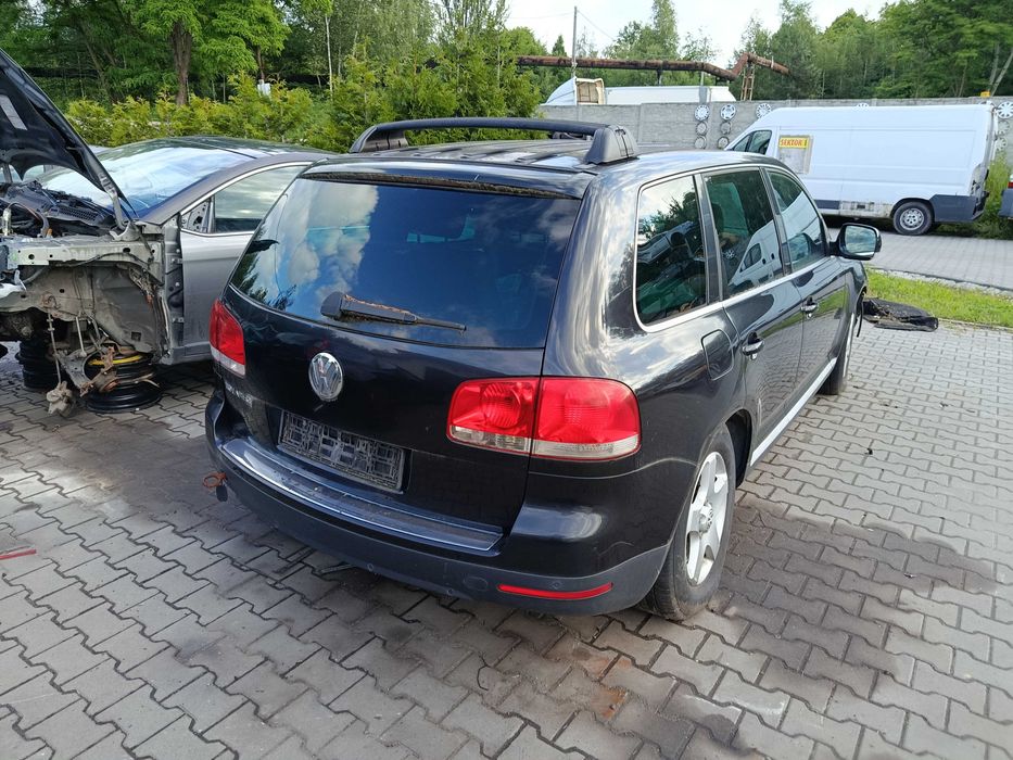 Volkswagen Touareg 2.5d 2004r NA CZĘŚCI