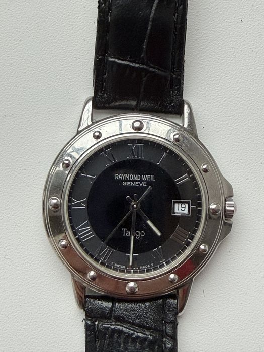 Часы Raymond Weil