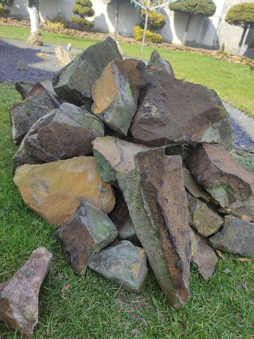 Kamień ogrodowy żółty