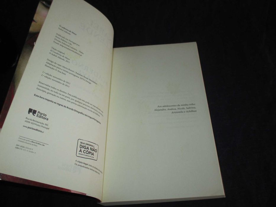 Livro O Caderno de Maya Isabel Allende