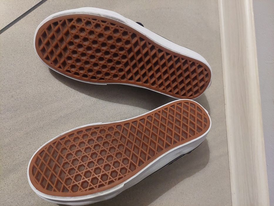 Trampki Vans 36 buty klasyczne czarne białe