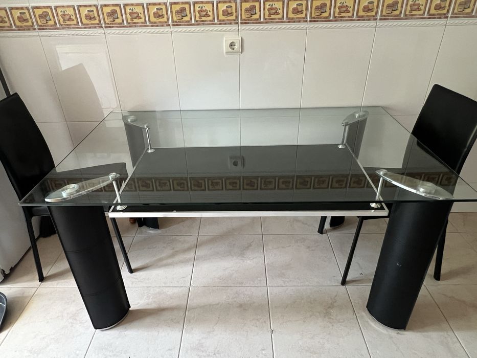 Mesa de cozinha ou sala