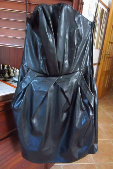 vestido juvenil para gente de bom gosto. Com estilo. BAIXA de PREÇO