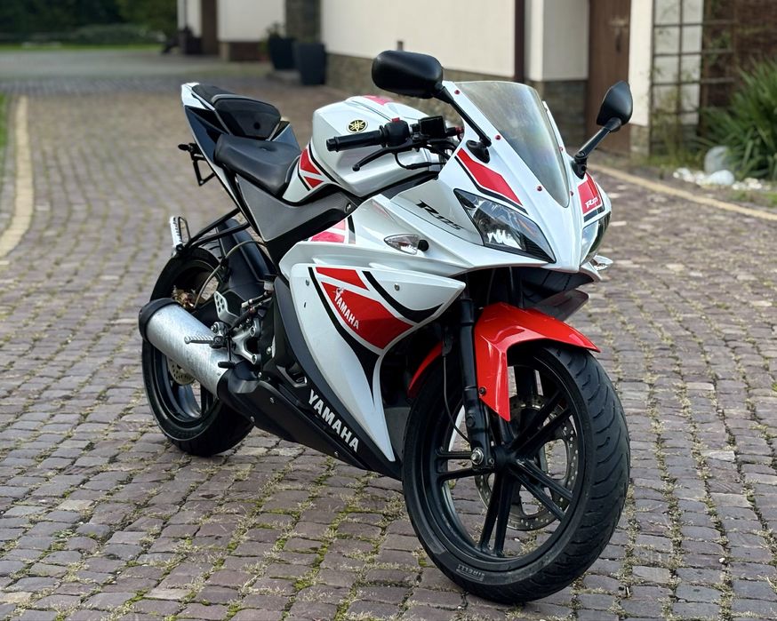 YAMAHA YZF 125, Kat. A1/B, Motocykl 125cm3! (RC DUKE CBR MT)