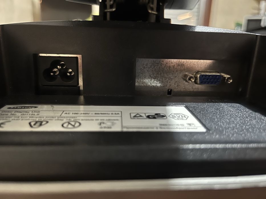 Monitor TFT samsung 15”