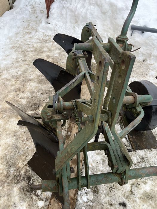 Плуг Unia Grudziadz 3/30 см